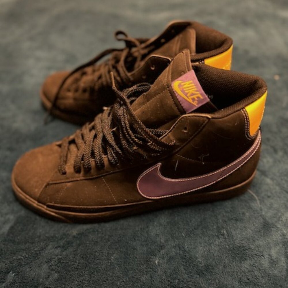 Black/Purple and Gold Nike Hightop sneakers